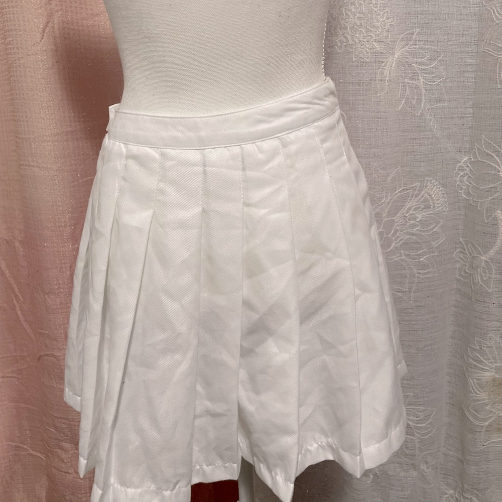 White thrifted skirt